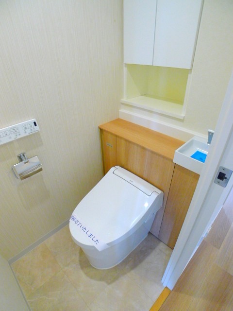 名鉄瀬戸線 森下駅 徒歩7分 15階建 築20年のトイレ写真