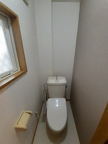 トイレ　落ち着いたトイレです