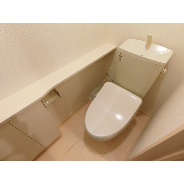 レセンテ塚田のトイレ写真