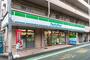 コンビニ　ファミリーマート 新宿大久保二丁目店（コンビニ）まで278m