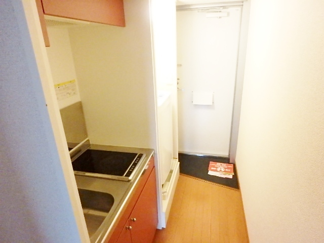レオパレスヴィルヌーブの玄関写真