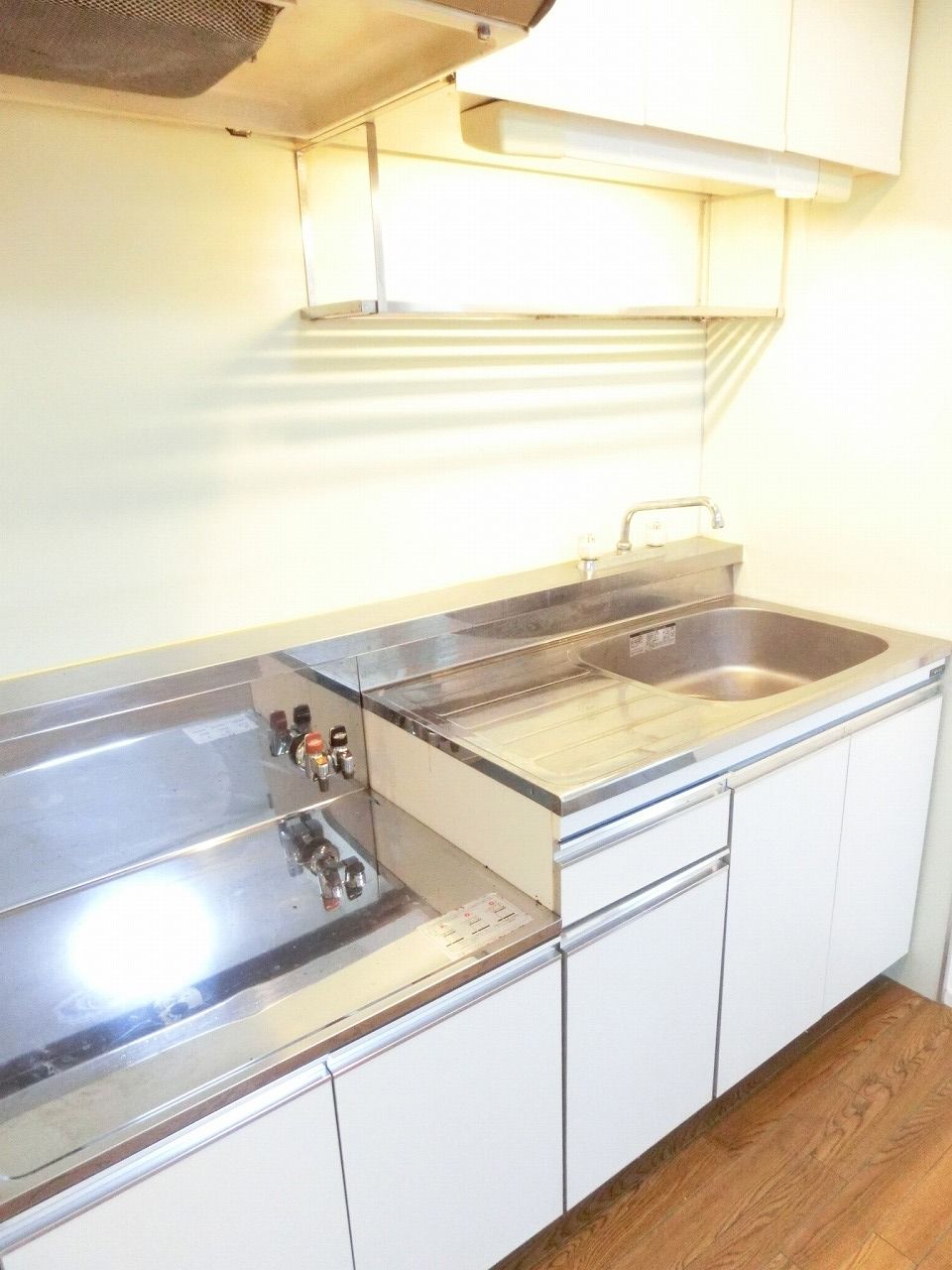 マンションアルファ不動前のキッチン写真