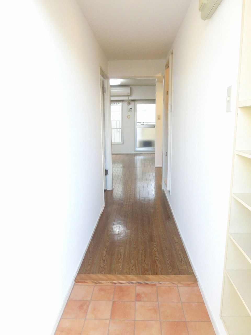 マンションアルファ不動前の玄関写真