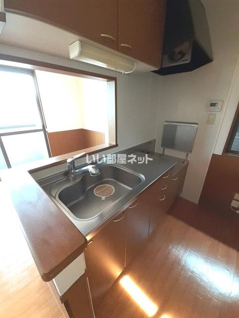 ヴェルドミール川口 B棟のキッチン写真