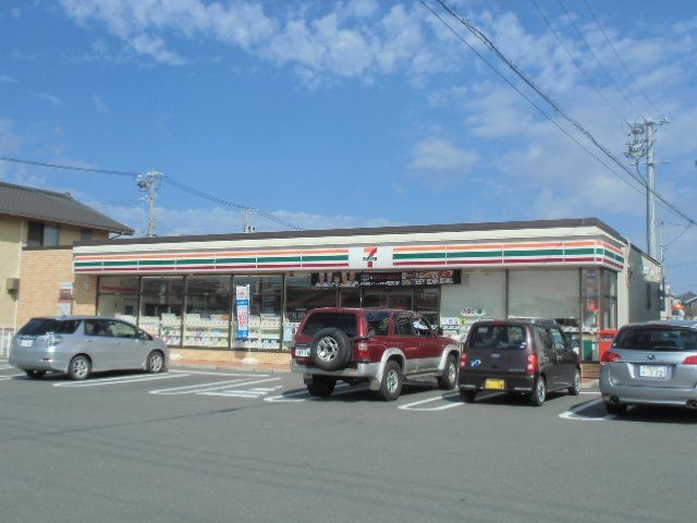 コンビニ　セブン-イレブン静岡菊川インター店（コンビニ）まで499m