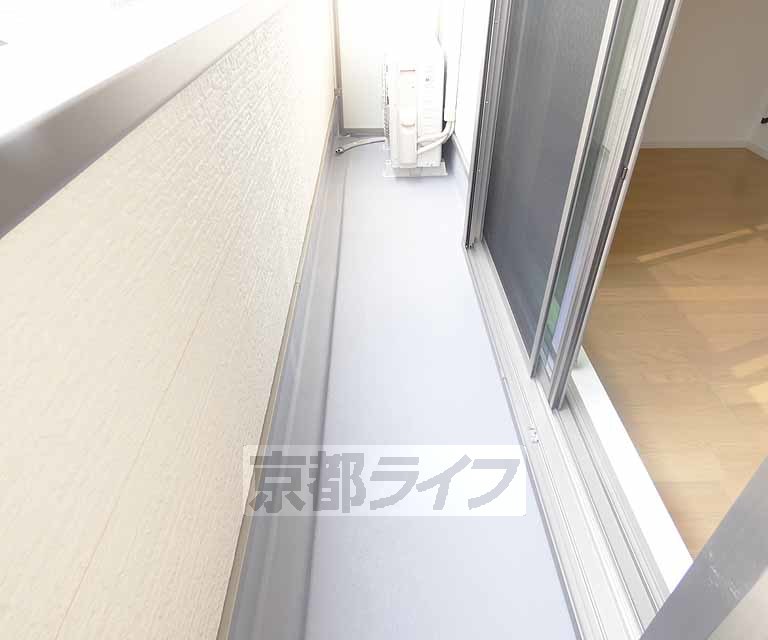 バルコニー　明るいバルコニーです。