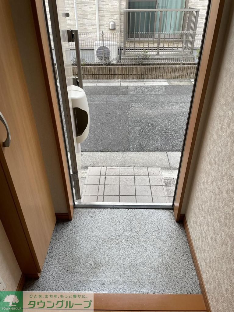 玄関　バルコニー