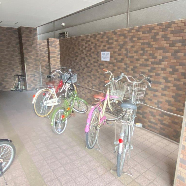 マンション丸旺の外観写真