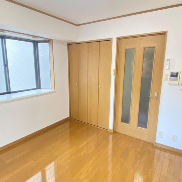 マンション丸旺の居間写真