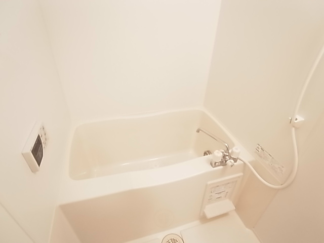 バス・シャワールーム　別部屋参考写真