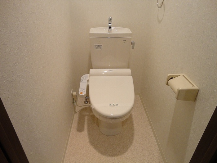 KTIレジデンス淡路のトイレ写真