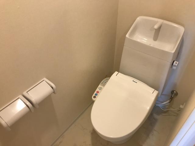 トイレ　トイレ