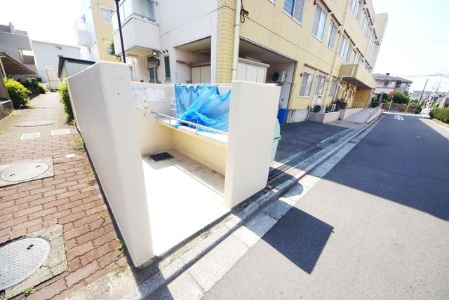 ＪＲ京浜東北線 南浦和駅 徒歩17分 3階建 築39年の外観写真