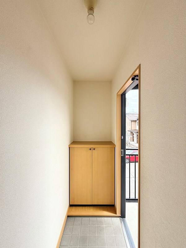 パインパレスの玄関写真