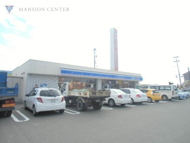コンビニ　ローソン新潟南紫竹1丁目店（コンビニ）まで871m