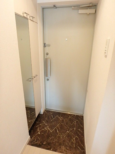 玄関　参考写真