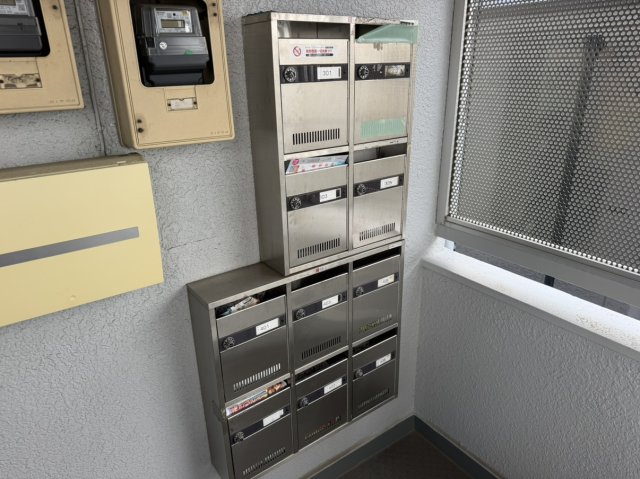 京王井の頭線 新代田駅 徒歩5分 4階建 築44年の外観写真