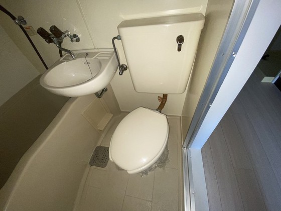 サンシャイン向洋のトイレ写真