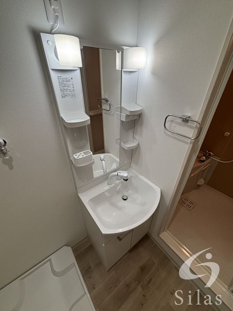 洗面設備　同仕様