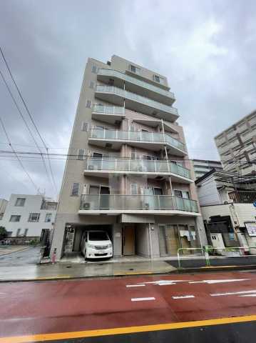 建物外観　エリーワールド