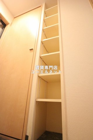 その他設備　収納力たっぷりのシューズボックスで玄関すっきり！