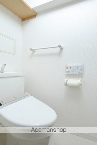 ＪＲ常磐線 柏駅 徒歩8分 8階建 築30年のトイレ写真