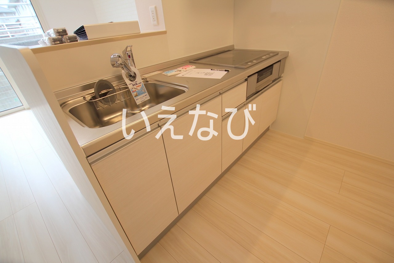 ＪＲ山陽本線 庭瀬駅 徒歩20分 3階建 築7年のキッチン写真