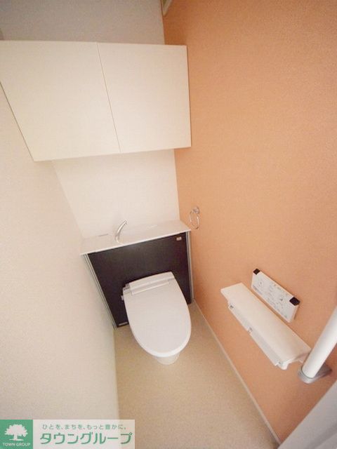 ブルーライン 立場駅 徒歩11分 2階建 築7年のトイレ写真