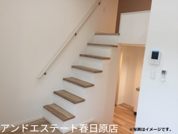 西鉄天神大牟田線 井尻駅 徒歩10分 2階建 築9年の居間写真