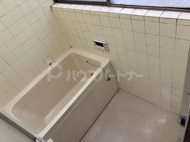 松飛台戸建の風呂写真
