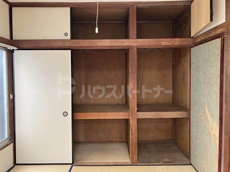 松飛台戸建の内装写真