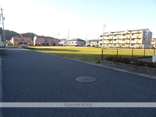 その他　前面道路（その他）まで0m
