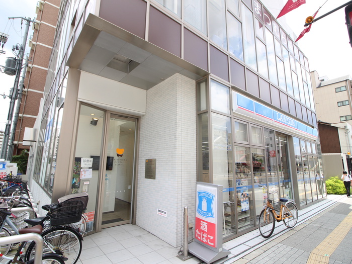 コンビニ　ローソン（コンビニ）まで133m