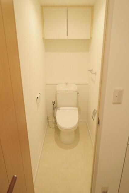 トイレ　清潔感のあるトイレです