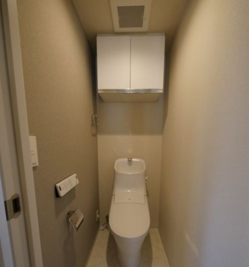 グローリオシェルト神宮前のトイレ写真