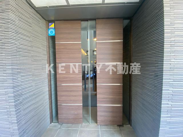 エントランス　建物の内部です