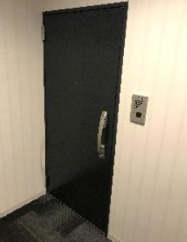 玄関　明るい玄関です