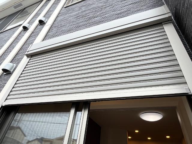 セキュリティ　シャッター雨戸