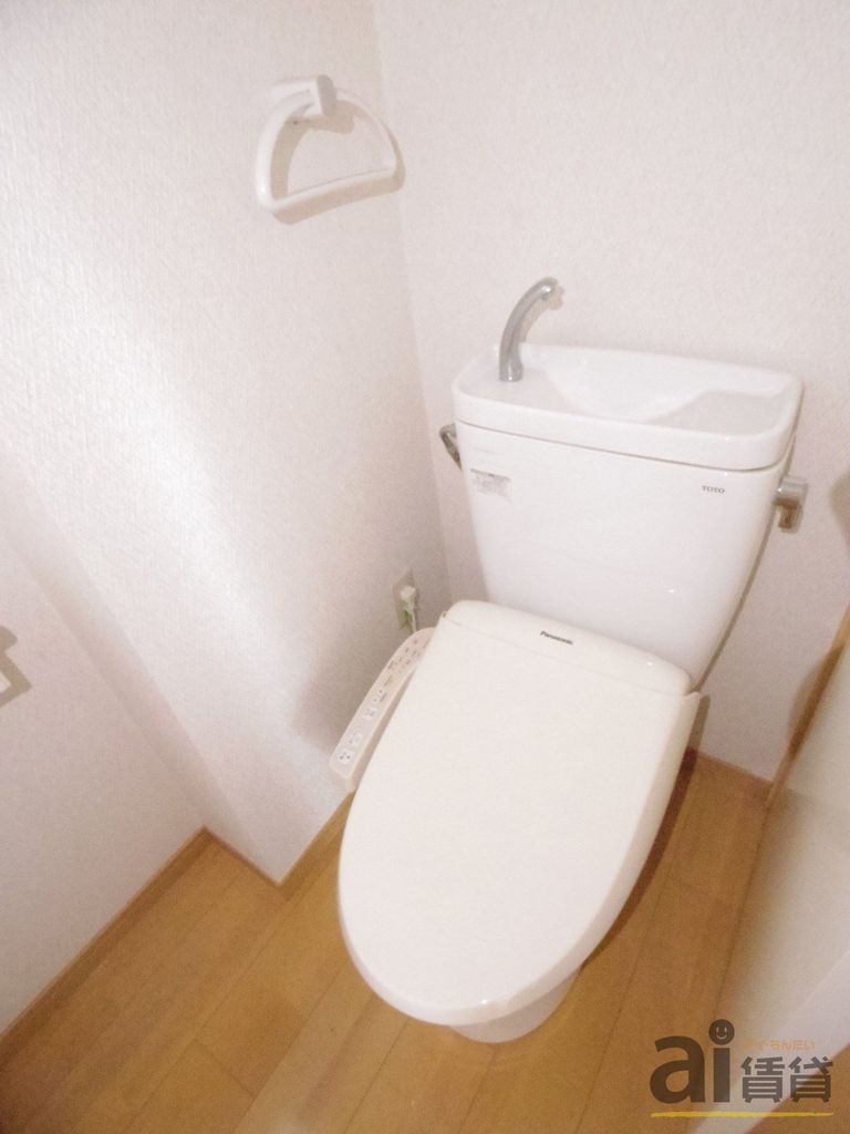 トイレ　※同仕様写真