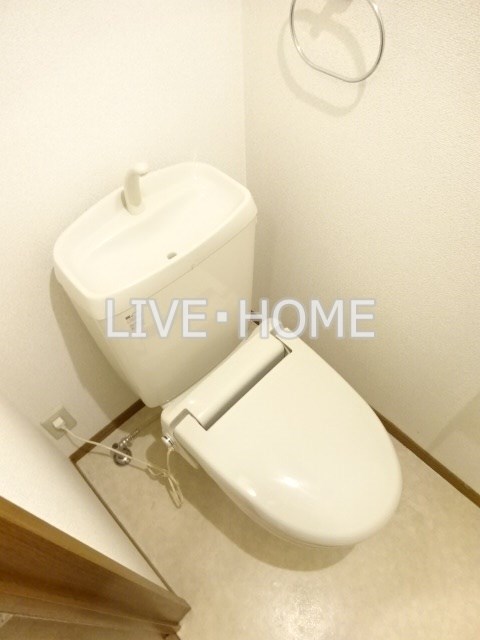 ＪＲ中央線 荻窪駅 徒歩12分 2階建 築23年のトイレ写真