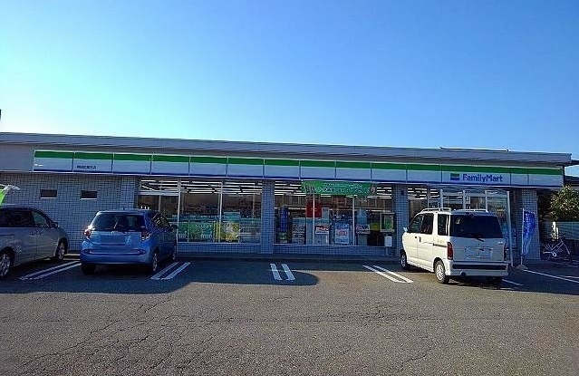 コンビニ　ファミリーマート広面北店（コンビニ）まで1200m