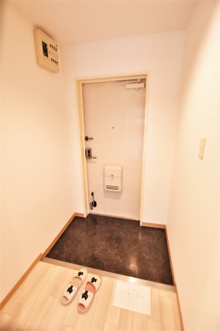 グランシャリオの玄関写真