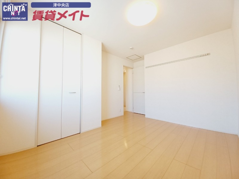 グレイスアベニュー一身田 Aの内装写真