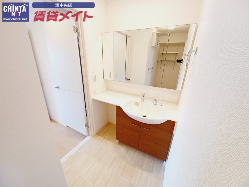 グレイスアベニュー一身田 Aの内装写真