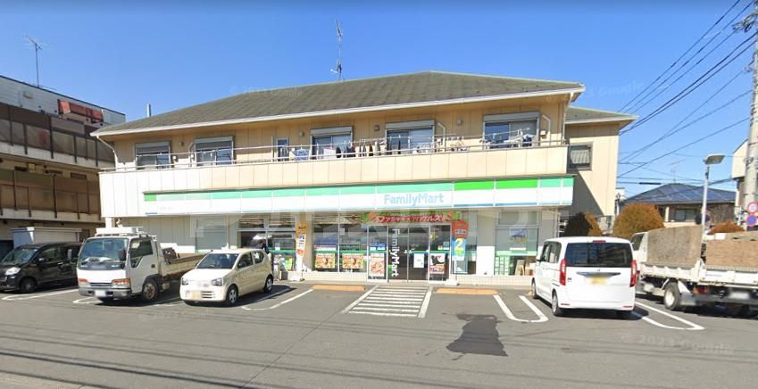 コンビニ　ファミリーマート早宮四丁目店（コンビニ）まで210m