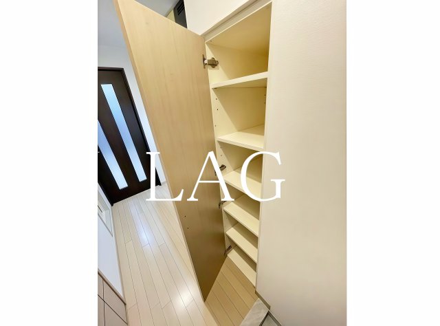 玄関　玄関です。
