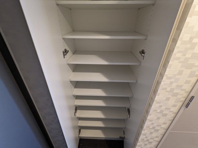 玄関　収納もある玄関です