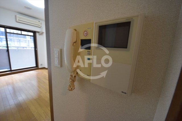 セキュリティ　KAISEI大手前　TVモニター付きインターホン