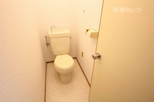 ヒルズ梅ヶ丘 B棟のトイレ写真