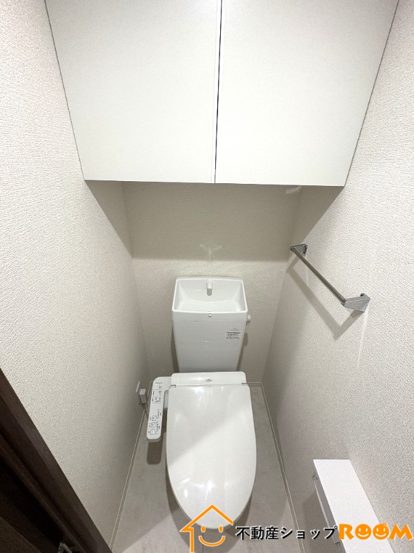 ＪＲ鹿児島本線 羽犬塚駅 徒歩17分 3階建 築2年のトイレ写真